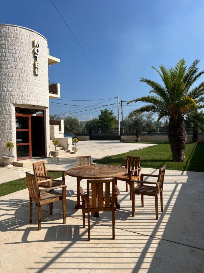 Motel Zeta Lux Mitrovici  Εξωτερικό φωτογραφία