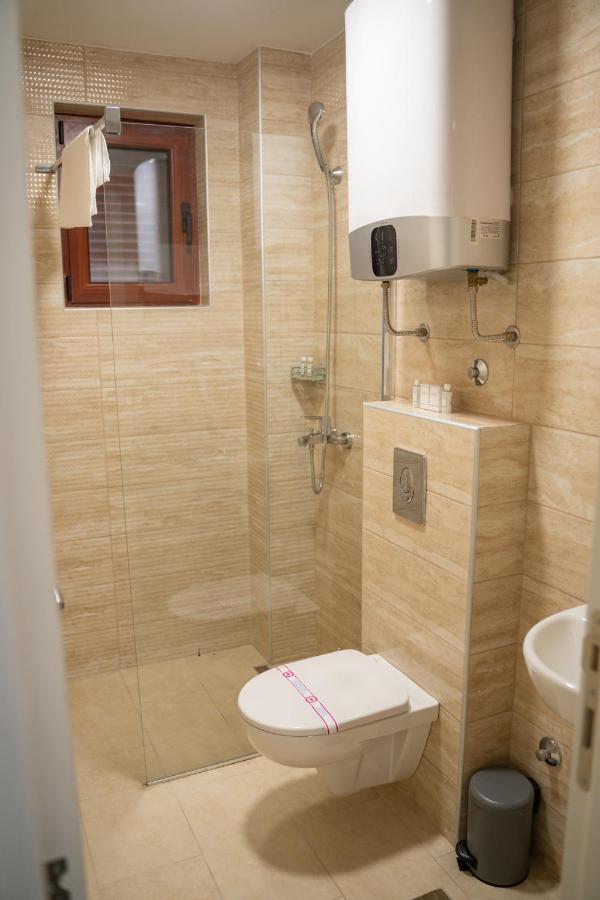Motel Zeta Lux Mitrovici  Εξωτερικό φωτογραφία