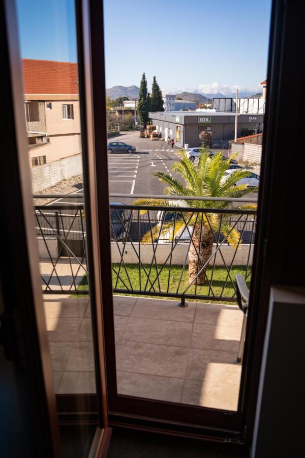 Motel Zeta Lux Mitrovici  Εξωτερικό φωτογραφία