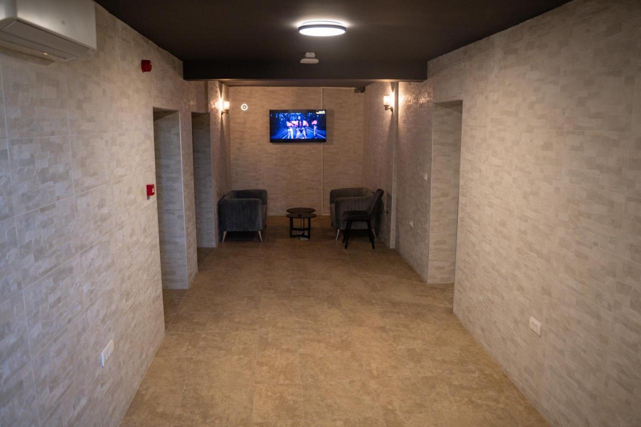Motel Zeta Lux Mitrovici  Εξωτερικό φωτογραφία