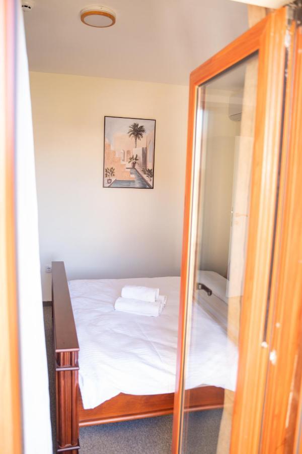 Motel Zeta Lux Mitrovici  Εξωτερικό φωτογραφία