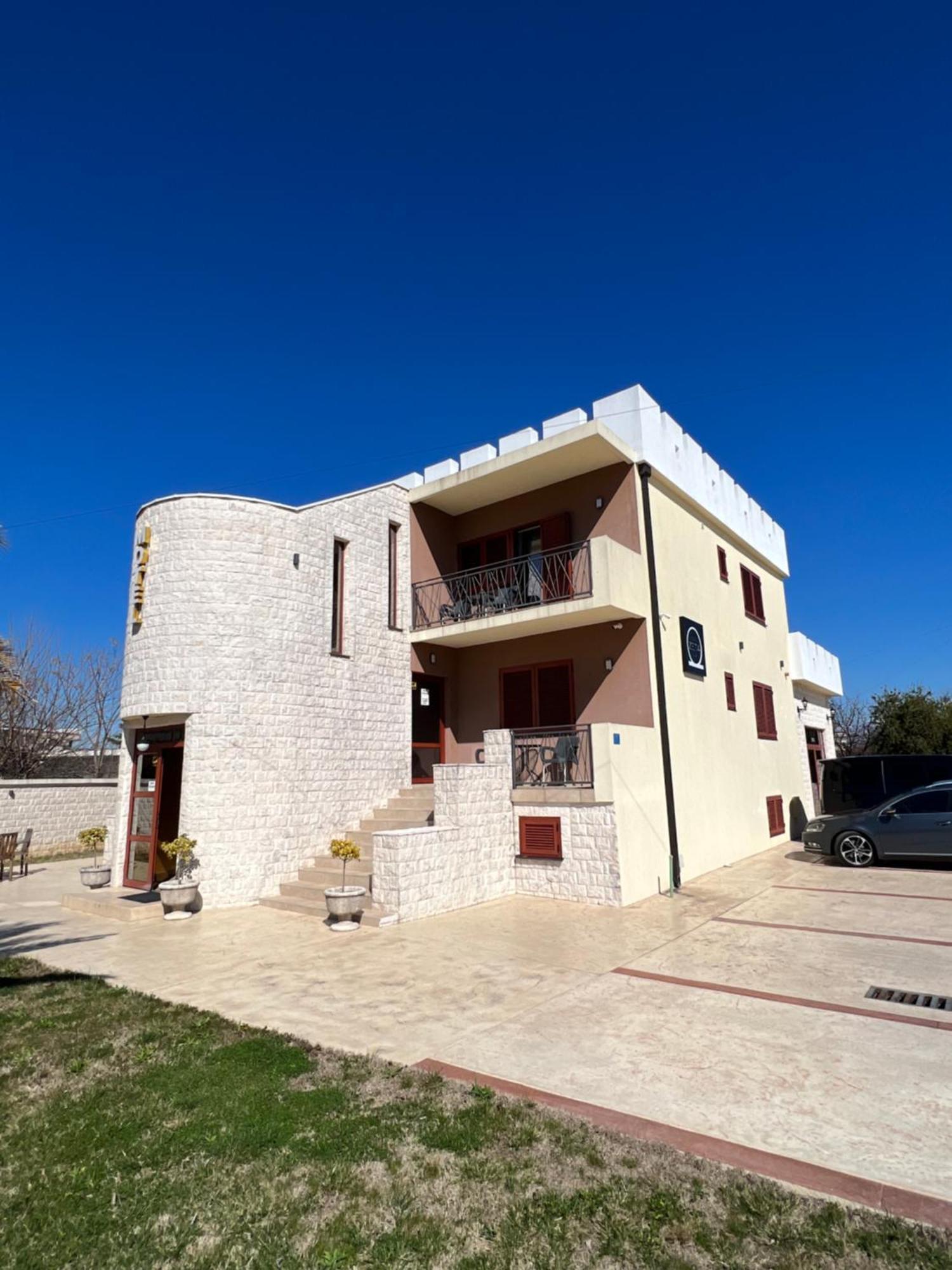 Motel Zeta Lux Mitrovici  Εξωτερικό φωτογραφία