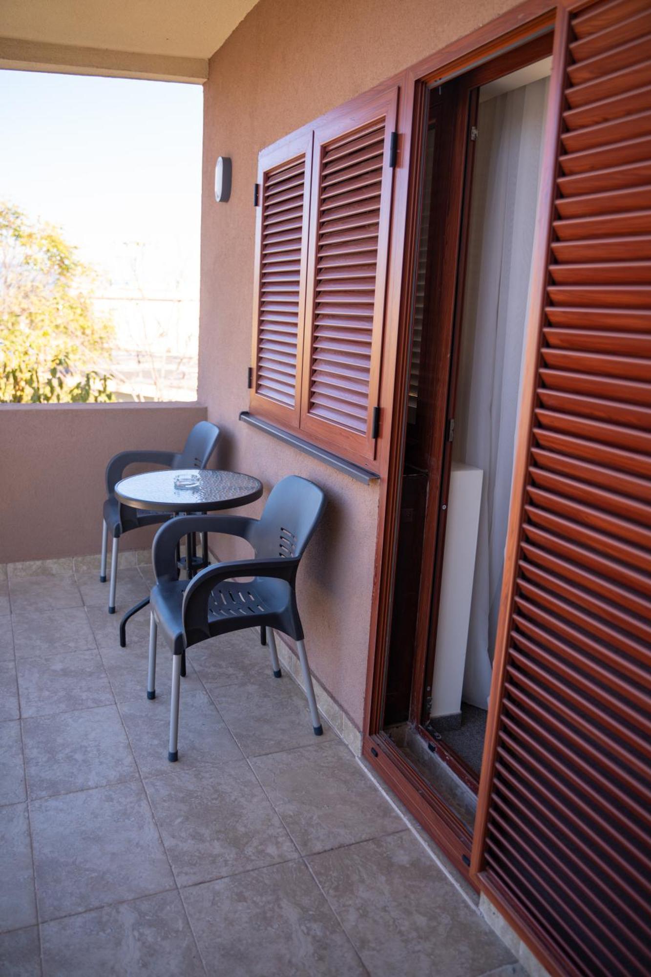 Motel Zeta Lux Mitrovici  Εξωτερικό φωτογραφία