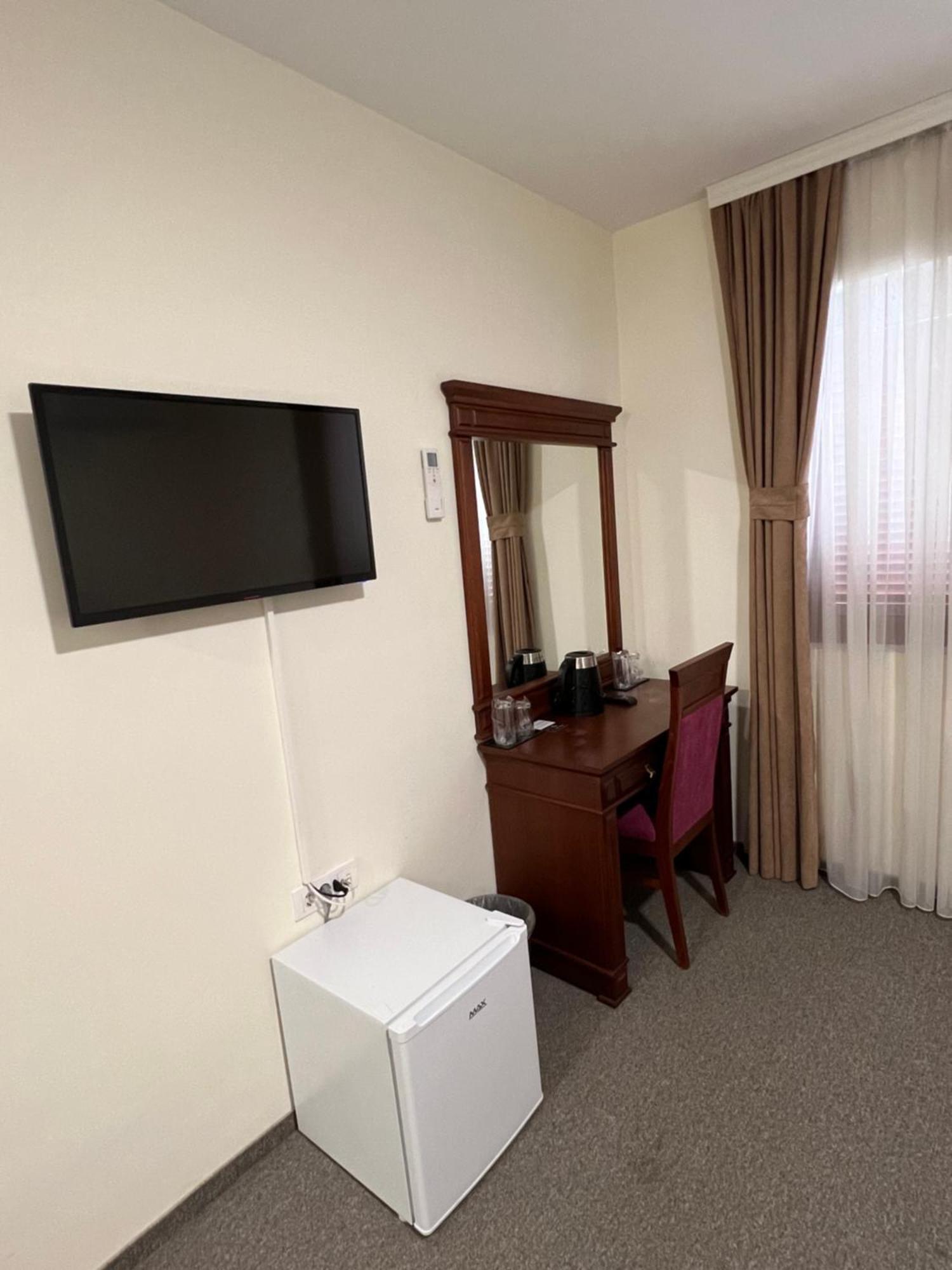 Motel Zeta Lux Mitrovici  Εξωτερικό φωτογραφία