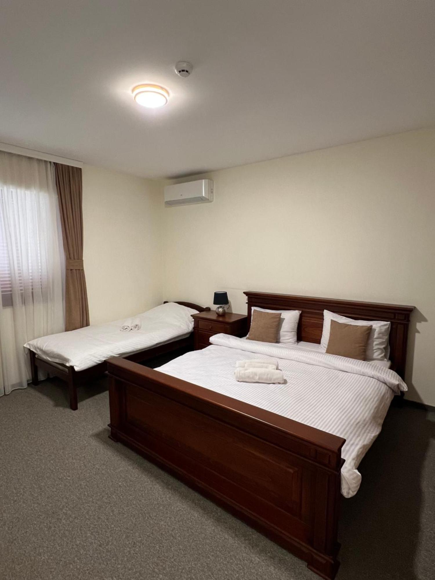 Motel Zeta Lux Mitrovici  Εξωτερικό φωτογραφία