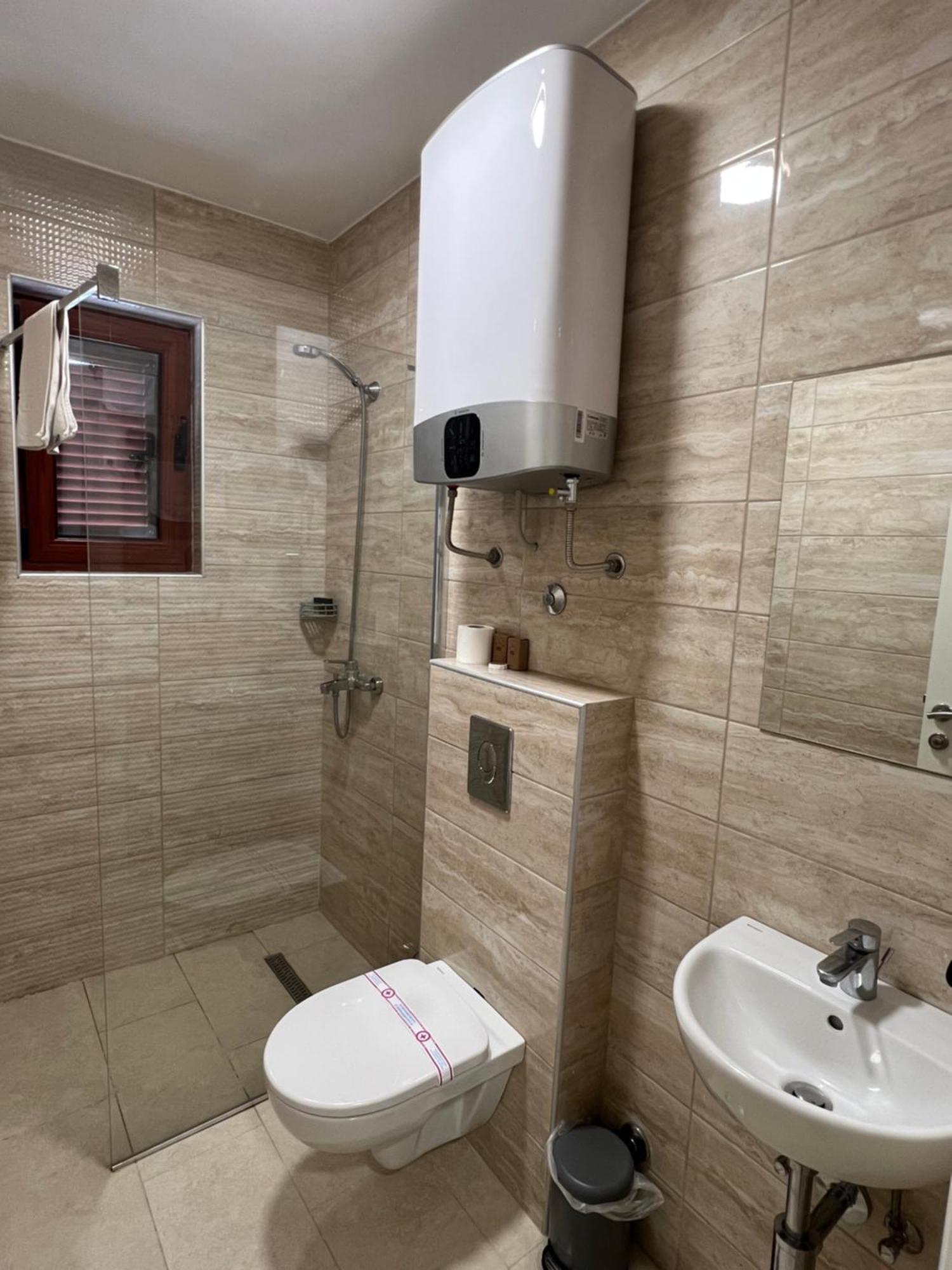 Motel Zeta Lux Mitrovici  Εξωτερικό φωτογραφία